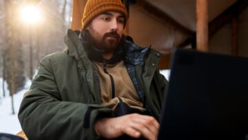 Турист требует компенсации за поврежденные зубы в горнолыжном комплексе.