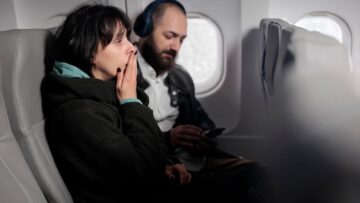 Booking.com покинул Россию, продолжая обслуживать путешественников