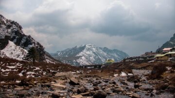 Двигатель самолета Delta Air Lines загорелся во время полета.