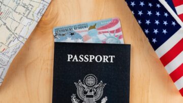 Рейс Japan Airlines длительностью шесть часов оставил пассажиров без цели.