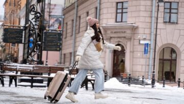 Депутата исключили из партии из-за инцидента в самолёте
