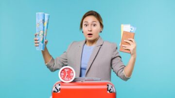 В результате землетрясения в аэропорту Елизово получила травмы туристка.