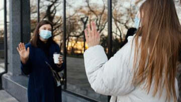 В Сочи из-за проблем в авиаперелётах задержаны десятки рейсов.