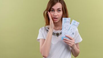 Путешественников из России не допустили до въезда в Катар по причине неприглядных показателей в паспортах.