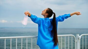 Во Франции вводят запрет на курение в общественных местах.
