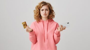 В Барселоне рестораны могут не обслуживать одиноких путешественников.