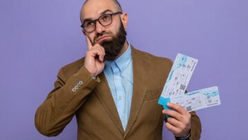 В Толмачево произошел инцидент с пассажиром на маршрутке.