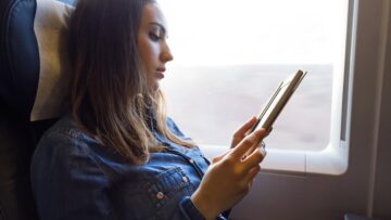 Путешественники обращаются к ChatGPT в планировании поездок
