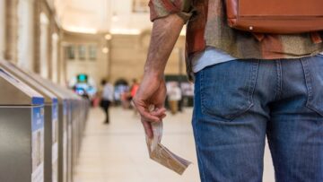 Греческие консульства расширяют штат для ускорения процесса выдачи виз