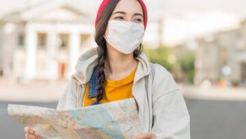 В аэропорту не пустили туриста, получившего электронную повестку