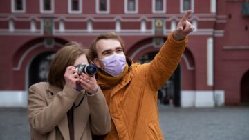 Сотрудник горнолыжного курорта Красная Поляна неделю провел в горах, не имея еды и воды