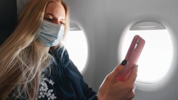 На Камчатке извержение вулкана Ключевской выбросило пепел на высоту 5 километров.