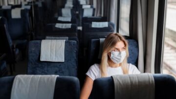 Москвичи застряли в аэропорту ОАЭ из-за нехватки гостиничных номеров