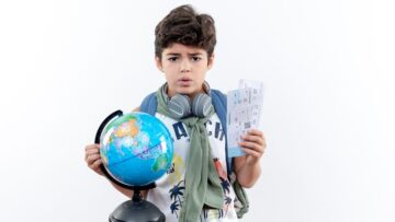 Вулкан Майон на Филиппинах извергается.