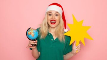 В самолёте, выполняющем рейс над США, отделилась секция фюзеляжа.