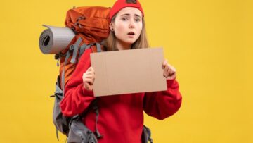 В Анталье ранена российская туристка, пострадавшая от случайной пули.