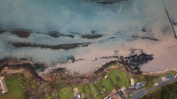 Туристы назвали самые популярные сувениры среди китайцев