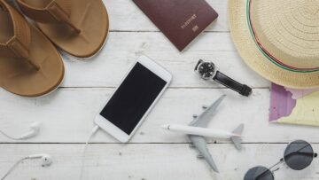 «Победа» предлагает заказать еду прямо в самолет