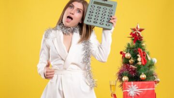 Улететь за 1 рубль: «Победа» объявила почти 100%-ные скидки для Дедов Морозов и Снегурочек