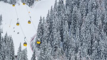 Smartavia открыла регулярное авиасообщение между Челябинском и Калининградом.