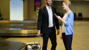 В самолёте, выполняющем рейс в США, произошла авария двигателя.