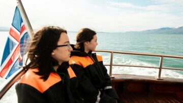 На Красную поляну в Сочи обрушился сильный снегопад