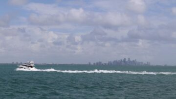 Российские круизные туристы смогут оформлять шенгенские мультивизы