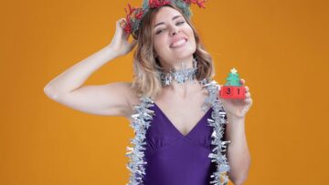 Более 40 рейсов задерживаются из-за шторма в Сочи