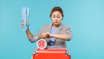 Туристка, страдающая паническими атаками, подала в суд на Etihad Airways, требуя возместить 149 тысяч за неиспользованные билеты.