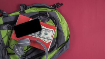 Аэрофлот не предоставил льготный билет туристке, направляющейся в Анталью