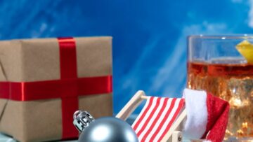 В аэропорту Шереметьево скопилось множество чемоданов из-за снегопада