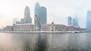 На Мальдивах перерабатывают постельное белье в сумки