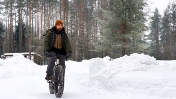 В Дубае планируют полностью перейти на безналичные платежи к 2026 году