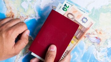 Еврокомиссия предложила ограничить выдачу многократных шенгенских виз гражданам России