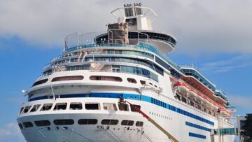 Apple наушники нельзя класть в багаж: авиакомпании вводят запрет