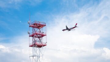 В Калининградской области шторм обрушил на пляжи разрушения