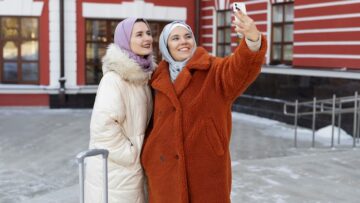 В Таиланде вводят штрафы за нанесение солнцезащитного крема возле коралловых рифов