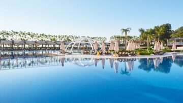 Новогодние билеты: места в поездах распроданы