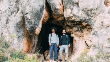 Жители Казани застряли в аэропорту, ожидая рейсы в Дубай