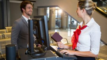 В странах Ближнего Востока приостановлено авиасообщение.