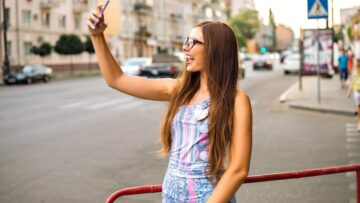 Аэрофлот расширил детское меню, включив больше фруктов и витаминов