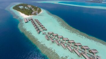 Власти Рима планируют ввести ограничения на посещение фонтана Треви.