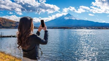 В центре Стамбула загорелся исторический Египетский базар