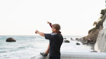 В Малайзии туристов, нарушивших правила, привлекут к уборке улиц.