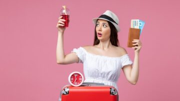 В Пермском крае без вести пропали 13 туристов, катавшихся на снегоходах