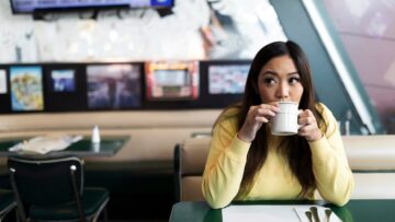 Вылет авиарейса Москва—Нячанг задержится на 35 часов