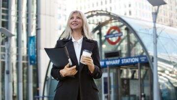 Сервис онлайн-бронирования отелей «Островок» готов к продаже