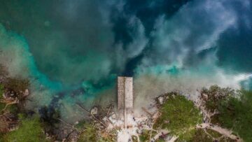 Четырх российских туристов спасли в Андаманском море